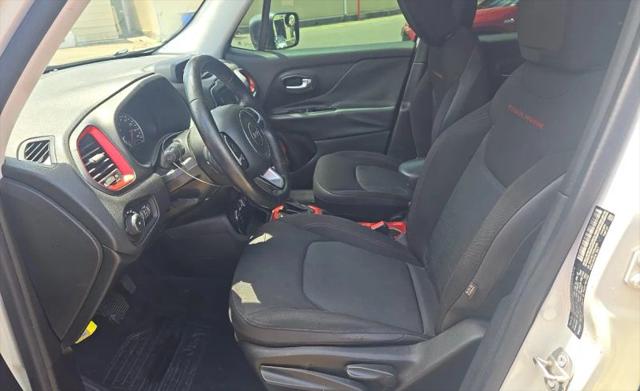 2015 Jeep Renegade Trailhawk