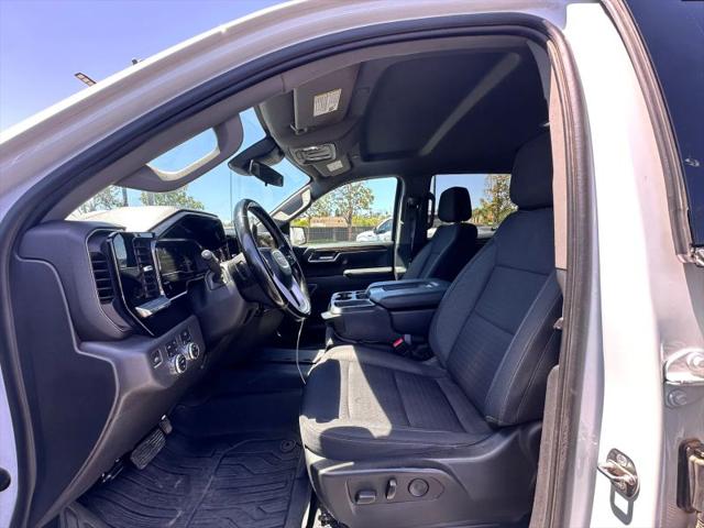2023 GMC Sierra 1500 4WD Crew Cab Standard Box SLE