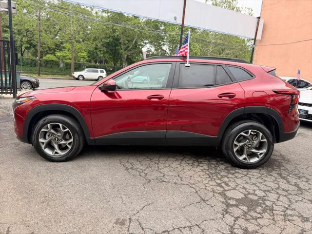 2025 Chevrolet Trax FWD LT
