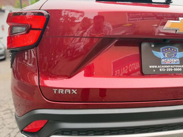2025 Chevrolet Trax FWD LT