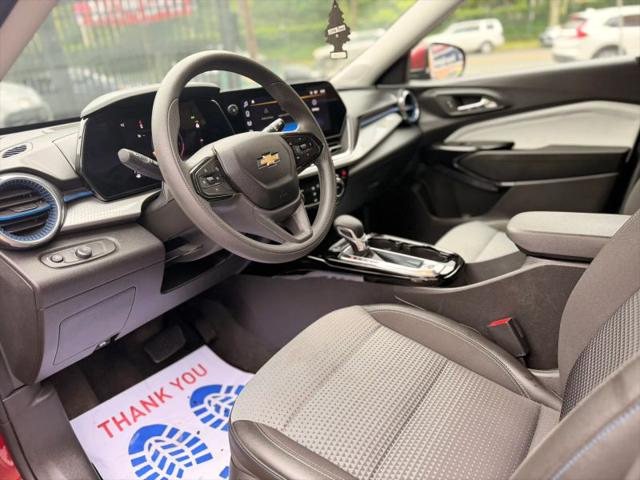 2025 Chevrolet Trax FWD LT