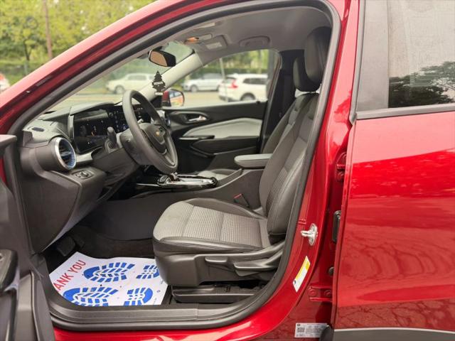 2025 Chevrolet Trax FWD LT