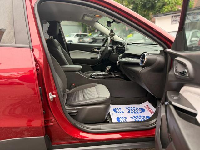 2025 Chevrolet Trax FWD LT