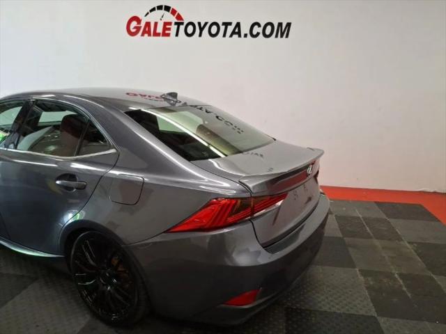 2017 Lexus IS 300 300