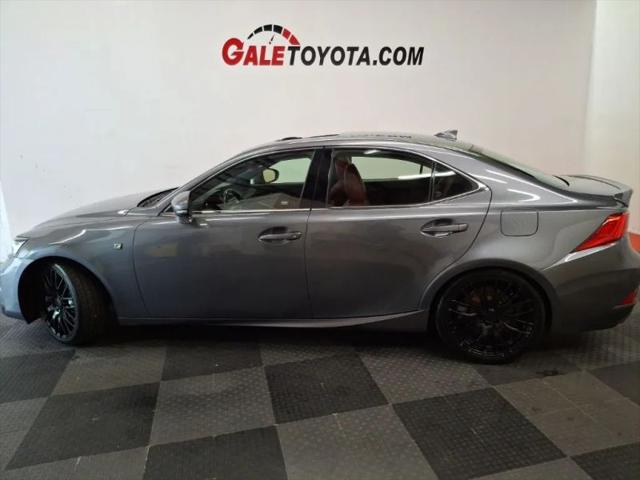 2017 Lexus IS 300 300
