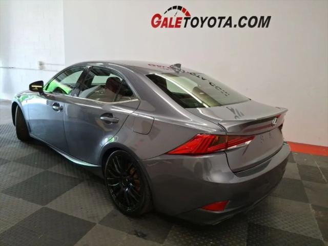 2017 Lexus IS 300 300
