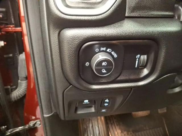2025 Ram 1500 Big Horn Crew Cab 4x4 5'7" Box