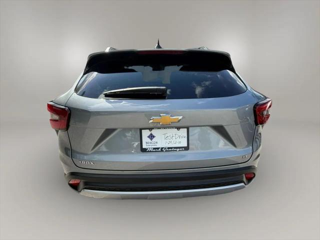 2025 Chevrolet Trax FWD LT