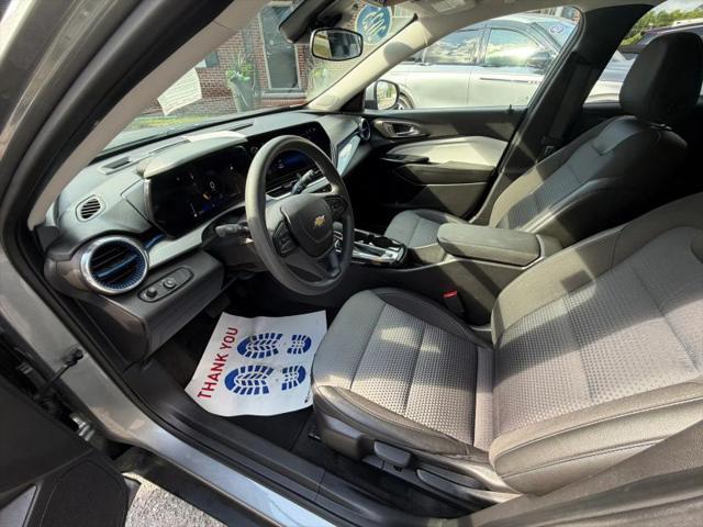 2025 Chevrolet Trax FWD LT