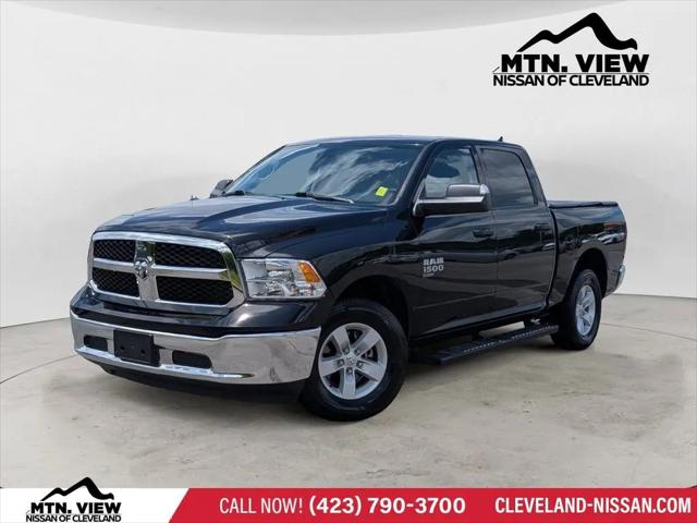 2023 Ram 1500 Classic SLT Crew Cab 4x4 5'7" Box
