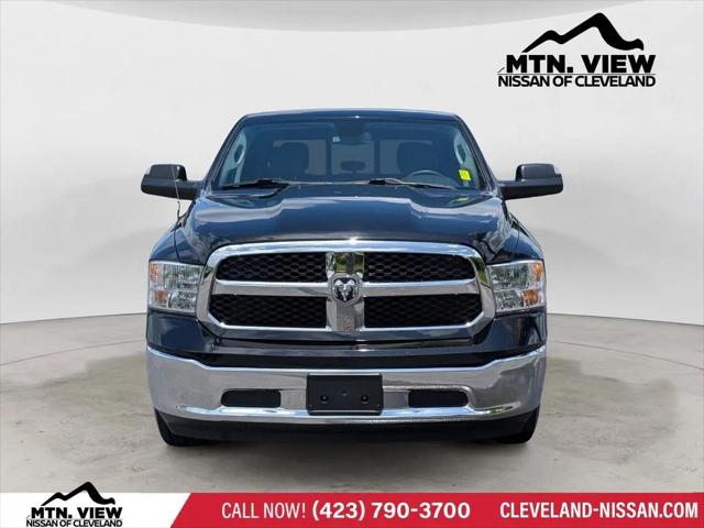 2023 Ram 1500 Classic SLT Crew Cab 4x4 5'7" Box