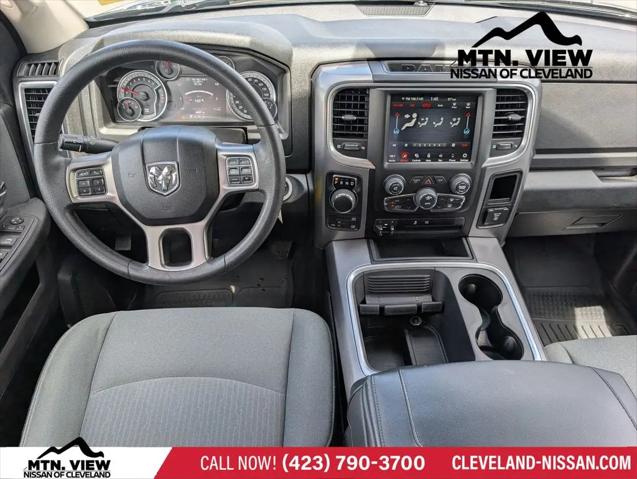 2023 Ram 1500 Classic SLT Crew Cab 4x4 5'7" Box