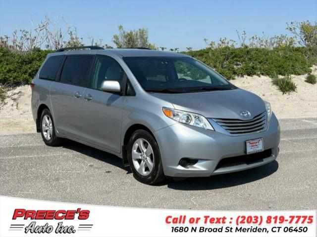 2016 Toyota Sienna LE 7 Passenger