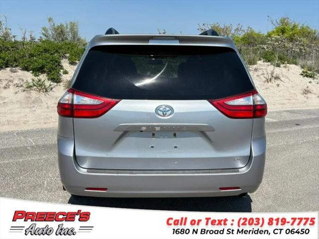2016 Toyota Sienna LE 7 Passenger