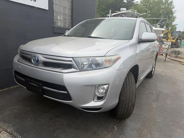 2012 Toyota Highlander Hybrid Base V6 for sale in Burlington, MA