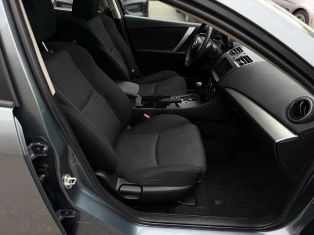 2012 Mazda Mazda3 s Touring