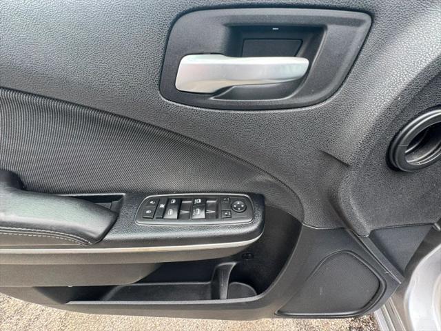 2015 Dodge Charger SE