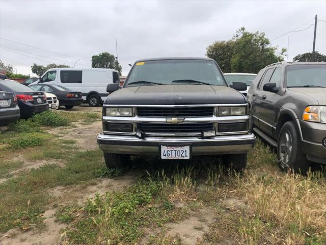 1999 Chevrolet Suburban LT