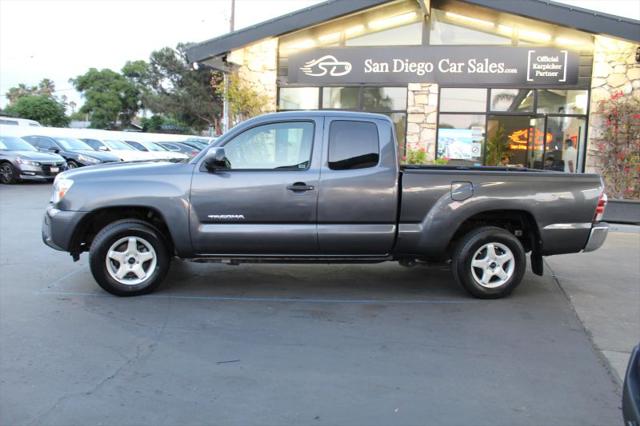 2013 Toyota Tacoma Base