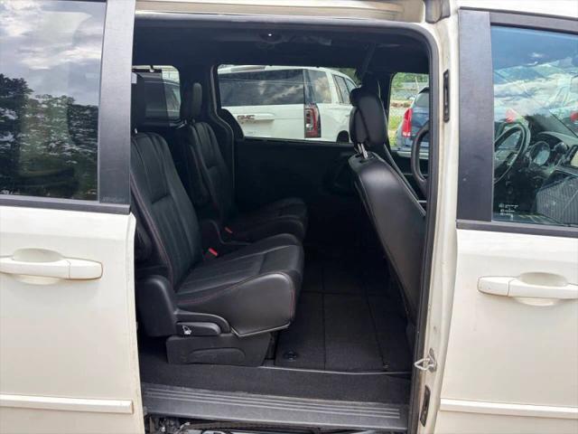 2012 Dodge Grand Caravan R/T