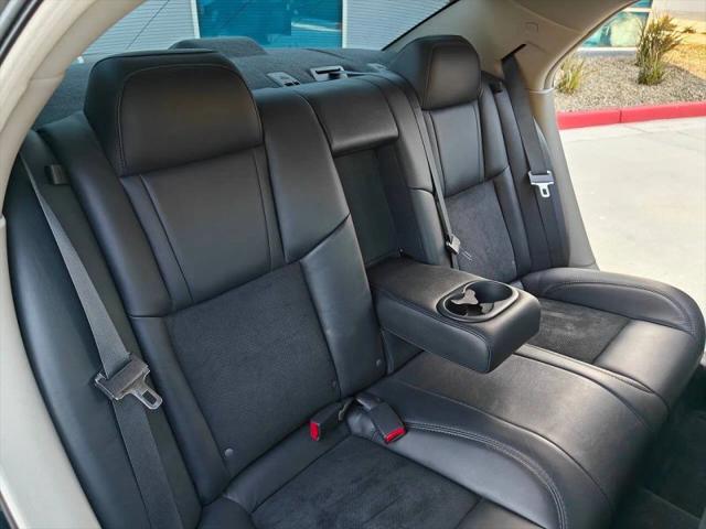2006 Chrysler 300 SRT8