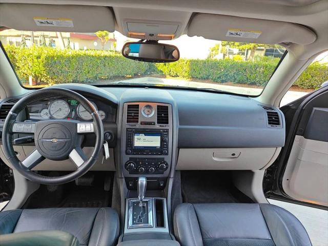 2006 Chrysler 300 SRT8