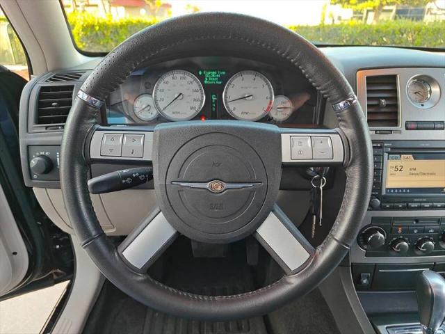 2006 Chrysler 300 SRT8