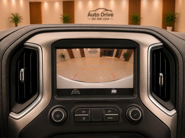 2020 Chevrolet Silverado 1500 2WD Crew Cab Short Bed LT