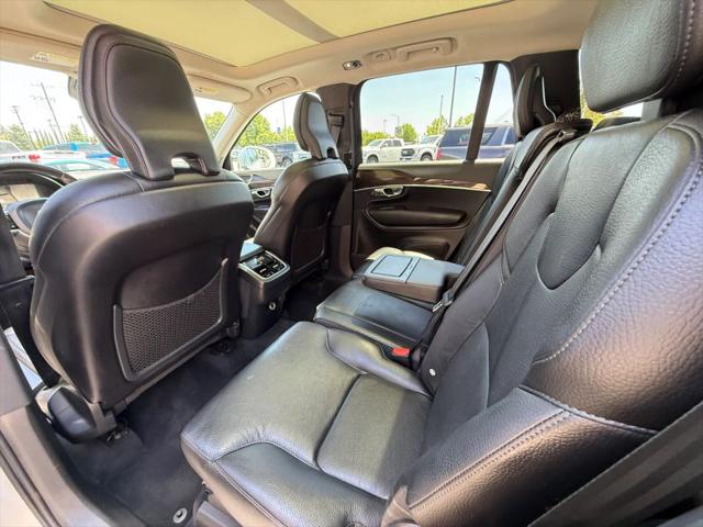 2019 Volvo XC90 T6 Momentum