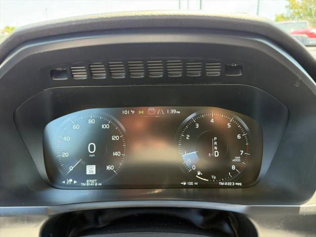 2019 Volvo XC90 T6 Momentum