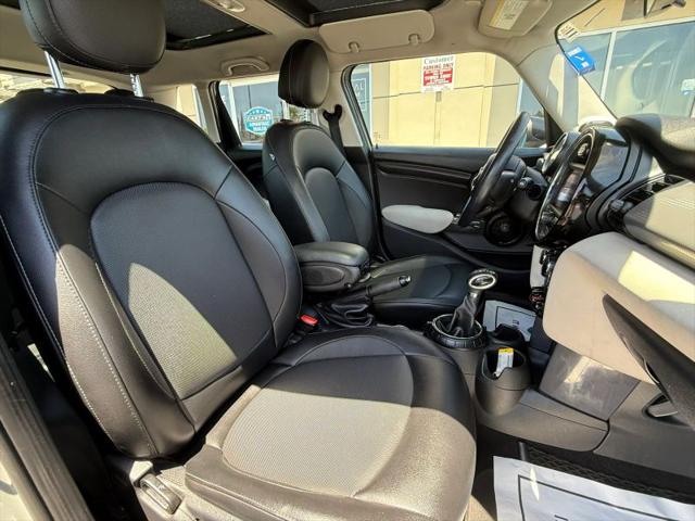 2015 MINI Hardtop Cooper