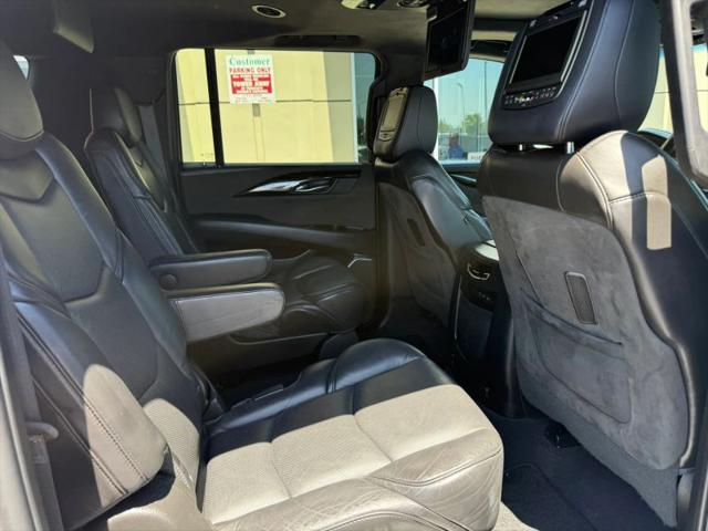 2018 Cadillac Escalade ESV Platinum