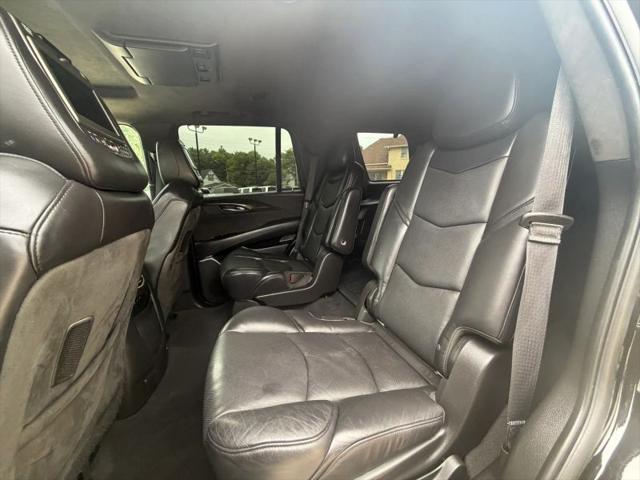 2019 Cadillac Escalade Platinum