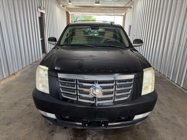 2007 Cadillac Escalade Standard