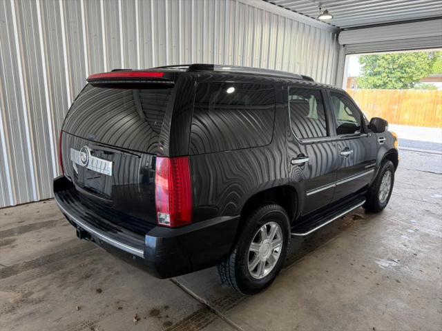 2007 Cadillac Escalade Standard