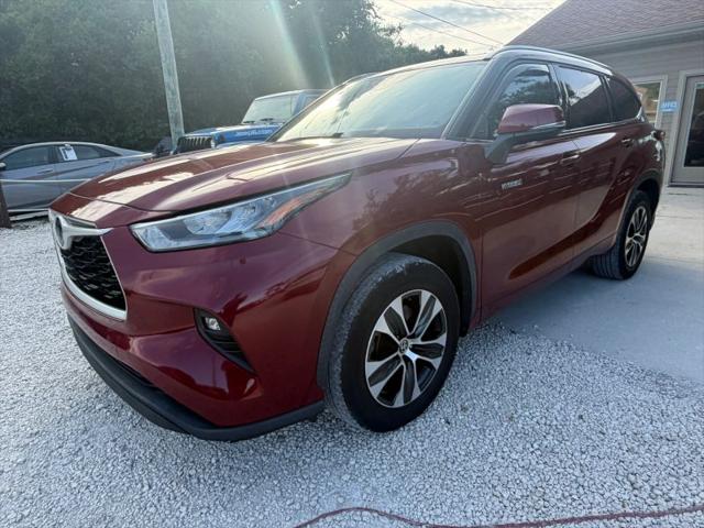 2020 Toyota Highlander Hybrid XLE for sale in Daytona Beach, FL