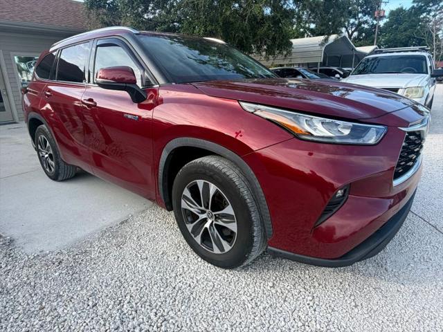 2020 Toyota Highlander Hybrid XLE