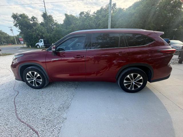 2020 Toyota Highlander Hybrid XLE