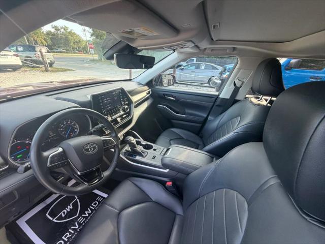 2020 Toyota Highlander Hybrid XLE