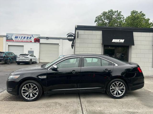 2018 Ford Taurus Limited