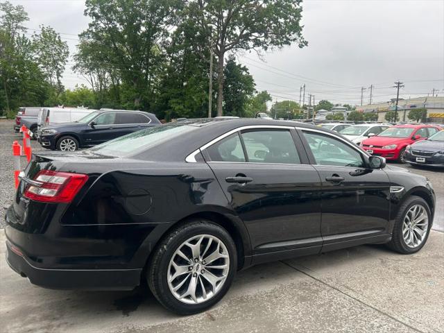 2018 Ford Taurus Limited