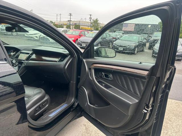2018 Ford Taurus Limited