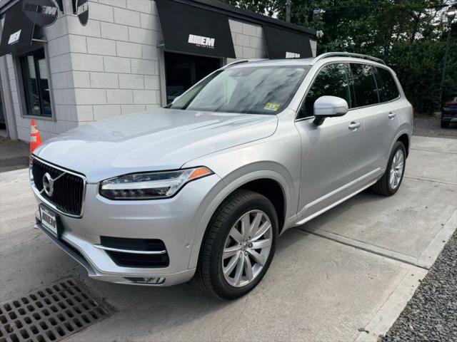 2018 Volvo XC90 T5 Momentum