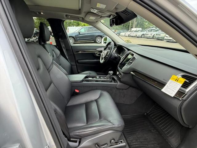 2018 Volvo XC90 T5 Momentum