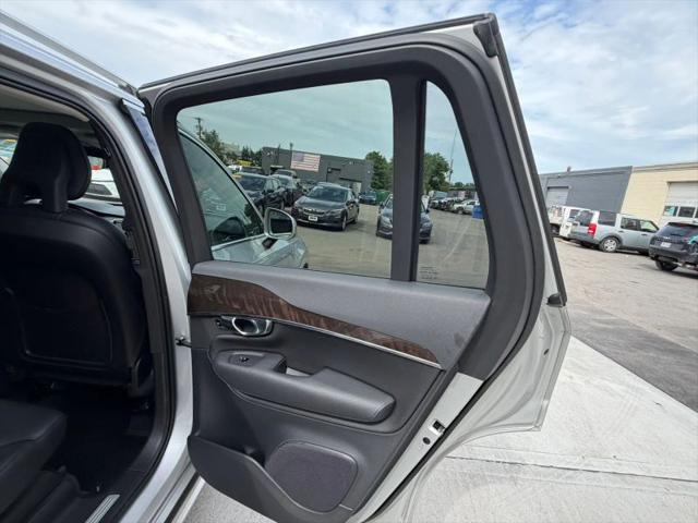 2018 Volvo XC90 T5 Momentum