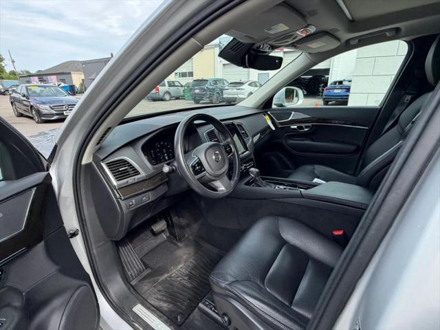 2018 Volvo XC90 T5 Momentum