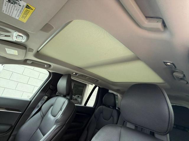 2018 Volvo XC90 T5 Momentum