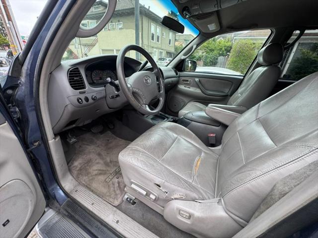 2003 Toyota Sequoia SR5 V8
