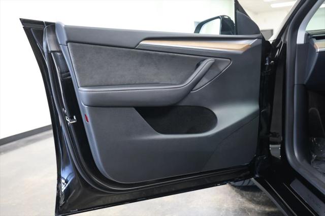 2024 Tesla Model Y Long Range Dual Motor All-Wheel Drive