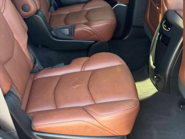 2017 Cadillac Escalade Luxury